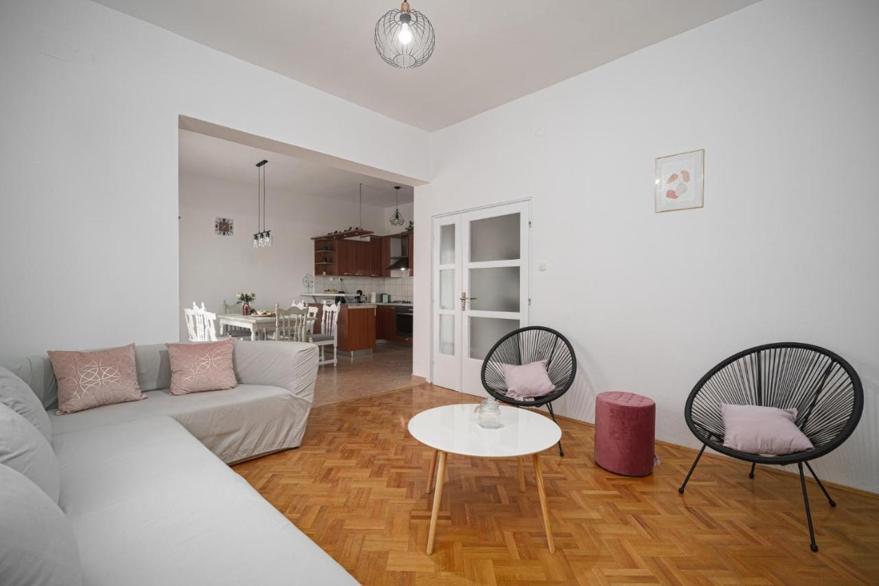 Apartman Rusula Vodice Luaran gambar